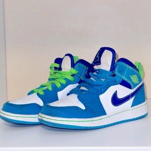 Nike Air Jordan-Kids size 3.5